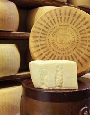 parmigiano reggiano vacche rosse